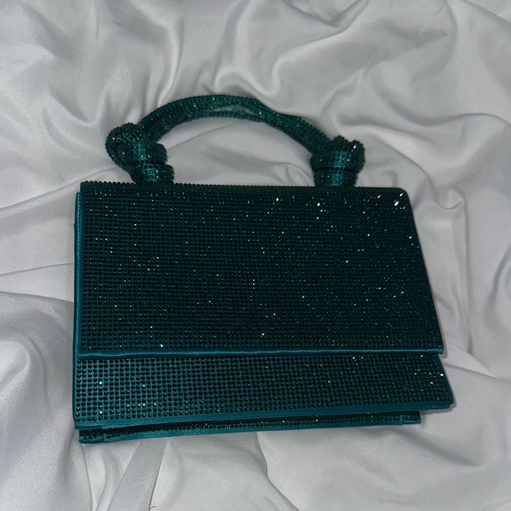 ZARA NEW WOMAN SHIMMERY MINI
CITY BAG Green 6280/010